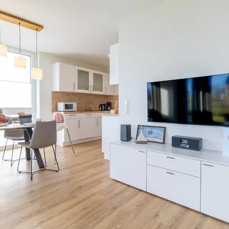 Exklusive Beltstrand Mit 2 Schlafzimmern Und Garten * Fehmarn